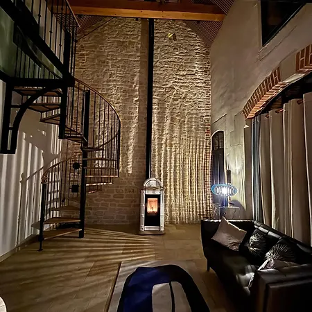 Bed & Breakfast Les Ecuries De Rigny, De Gamme Avec Jardin, Jacuzzi Et Piscine 4*