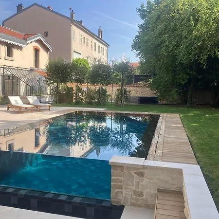 Bed & Breakfast Les Ecuries De Rigny, De Gamme Avec Jardin, Jacuzzi Et Piscine Nancy