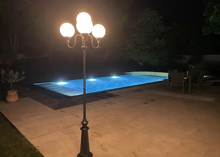 Bed and breakfast Les Ecuries De Rigny, De Gamme Avec Privatif Et Piscine Au Coeur D'un Jardin Arbore Nancy