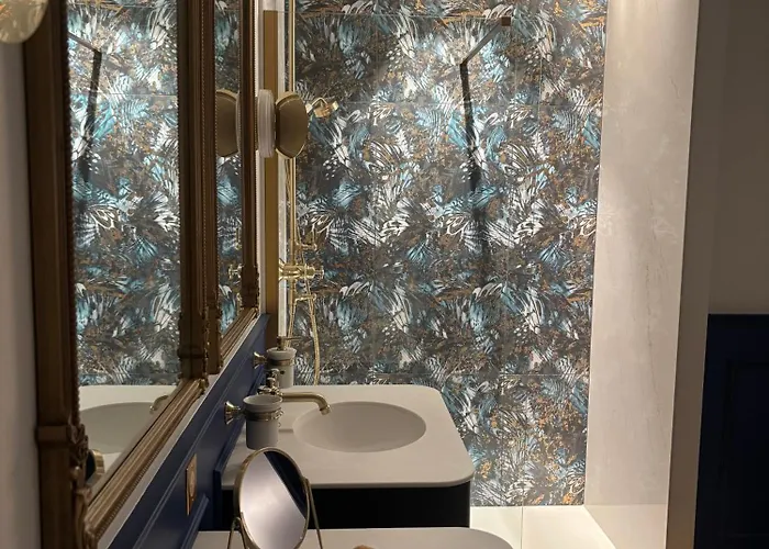 Les Ecuries De Rigny, De Gamme Avec Privatif Et Piscine Au Coeur D'un Jardin Arbore Bed and breakfast